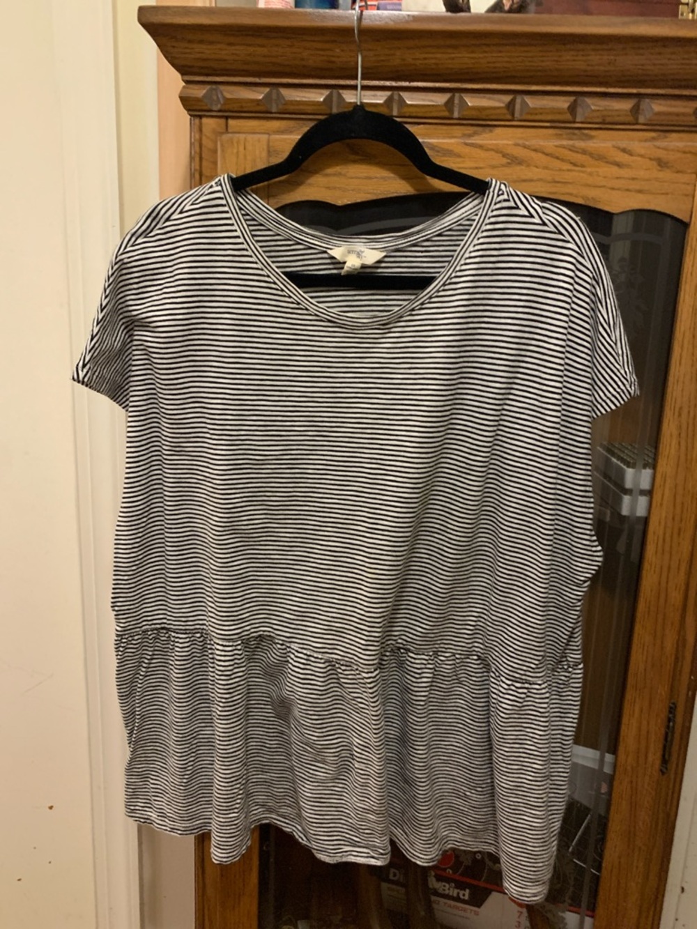 Terra & Sky Striped Peplum Tee - Black & White